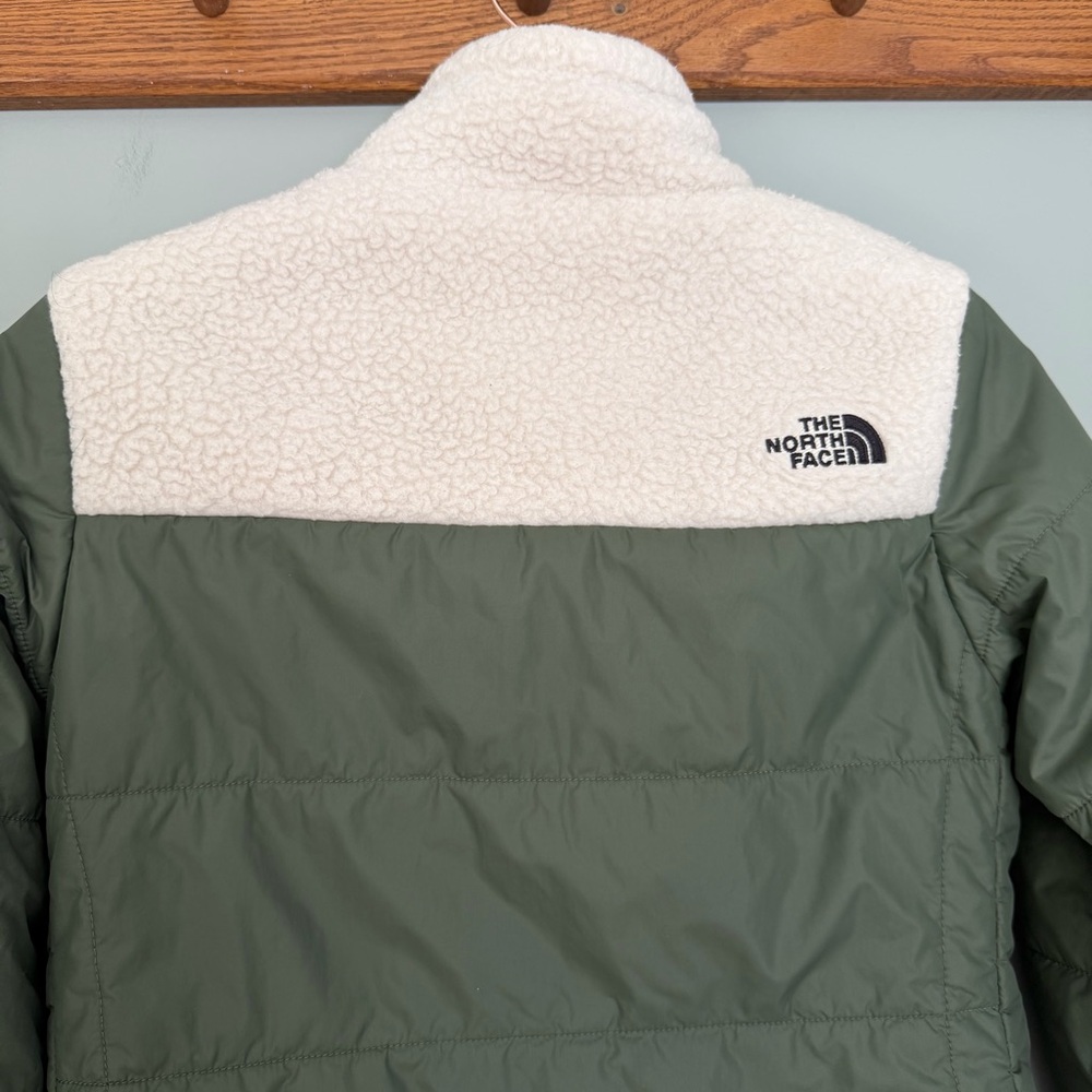 The North Face "Peak Insulated" Olive Green Puffer Cream Sherpa Jacket - Picture 12 of 17